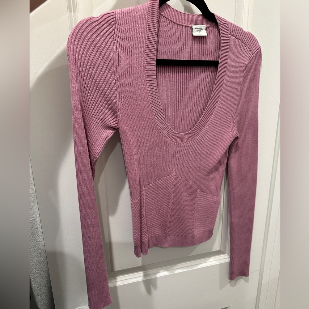 Abercrombie & Fitch Pink Ribbed Knit long sleeve top
